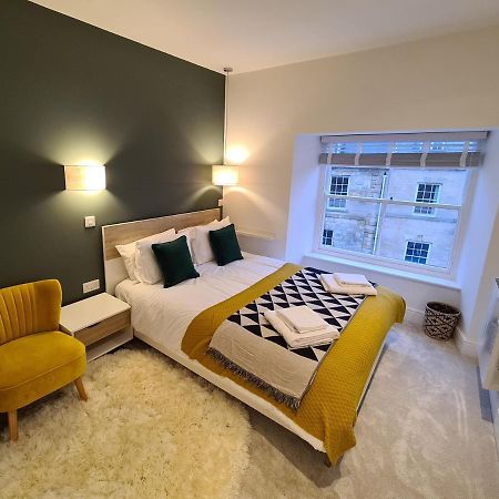טרורו The Taylor Suite - Stunning 2-Ensuite Beds, Cathedral View Roof Garden מראה חיצוני תמונה