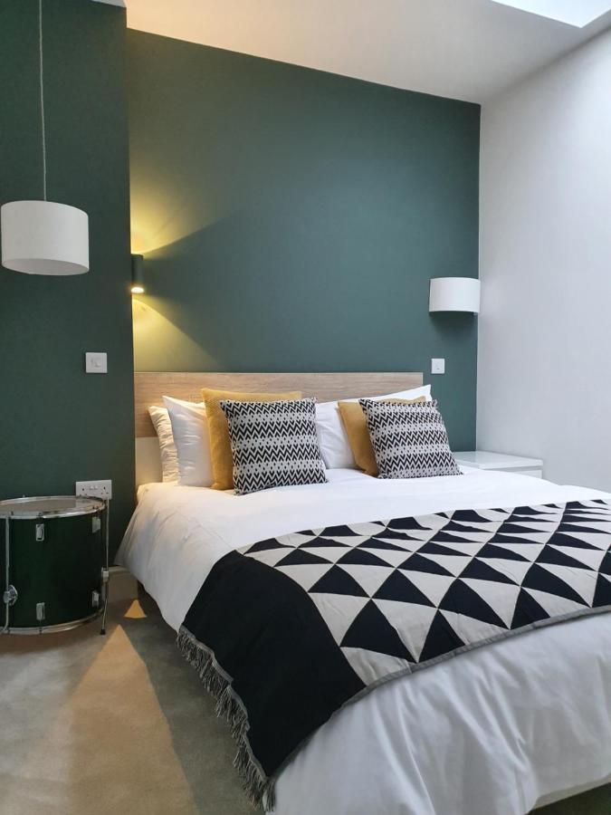 טרורו The Taylor Suite - Stunning 2-Ensuite Beds, Cathedral View Roof Garden מראה חיצוני תמונה