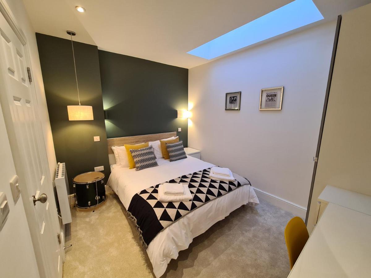 טרורו The Taylor Suite - Stunning 2-Ensuite Beds, Cathedral View Roof Garden מראה חיצוני תמונה
